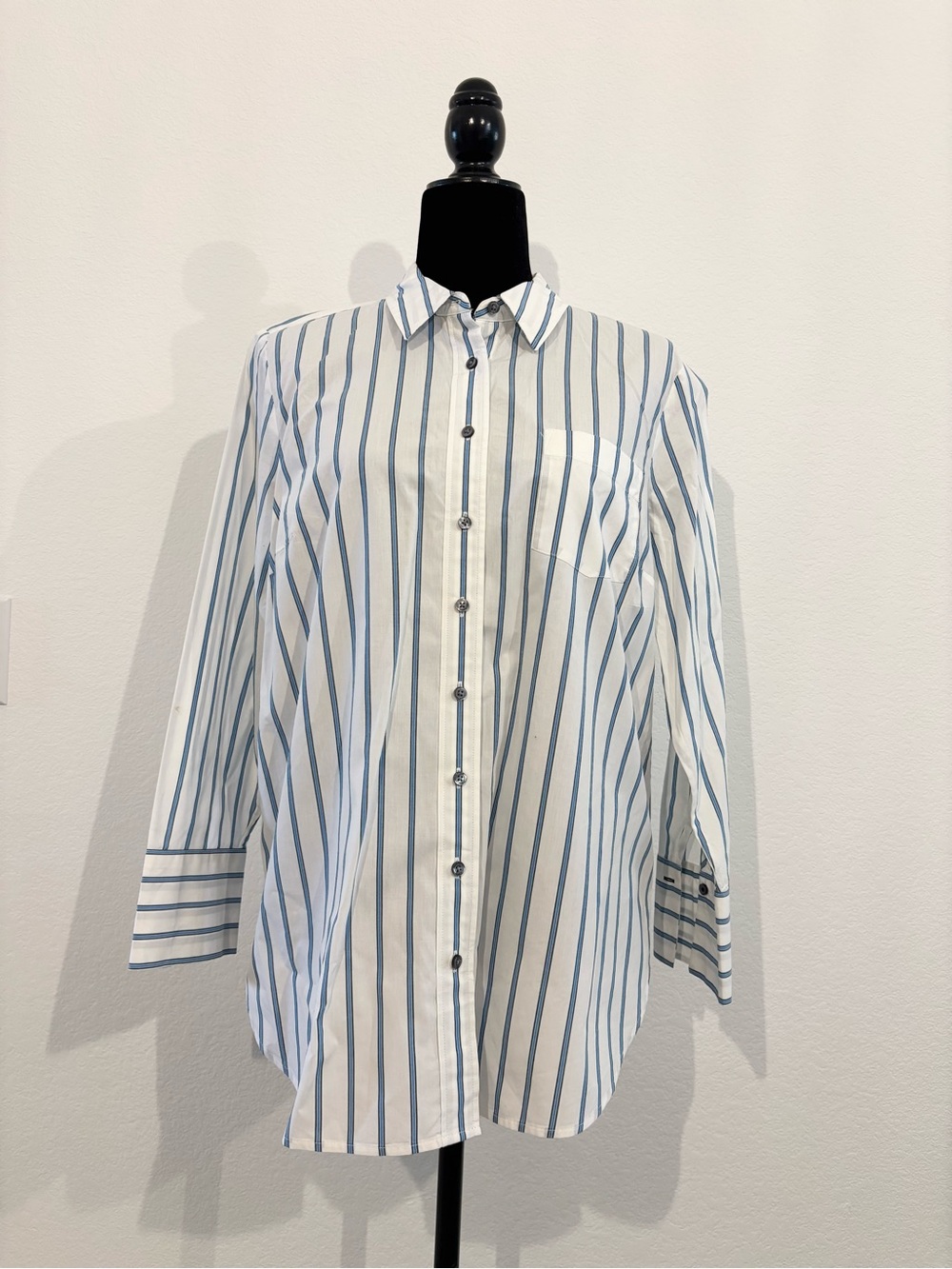 Talbots White Shirt with Blue Vertical Stripes - Men's Button-Down